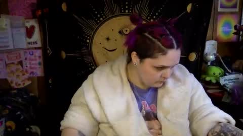 Goddess Fe online show from February 5, 2026, 4:11 pm