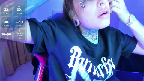 gyal_8_ online show from January 8, 2026, 2:58 am