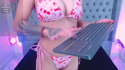 Gyal Smith online show from April 25, 2026, 4:26 am