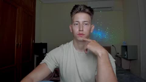 Oliver online show from March 1, 2025, 10:53 pm