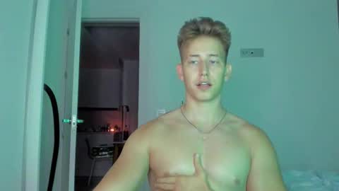 Oliver online show from December 21, 2025, 12:29 am