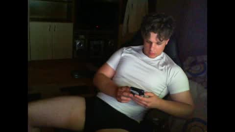 gymguy0505 online show from May 7, 2026, 9:53 pm
