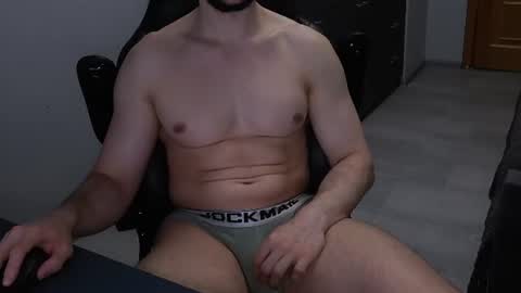 Snapshot of gymmaster05 chatting on July 2, 2026, 10:38 pm gymmaster05 online show from July 2, 2026, 10:38 pm