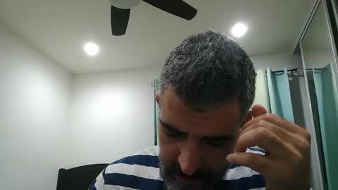 h0nest84 online show from December 10, 2024, 6:54 am