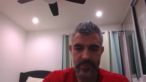 h0nest84 online show from February 8, 2026, 1:42 am