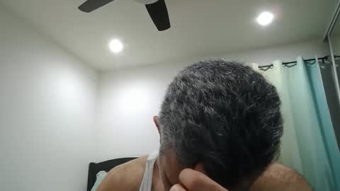Snapshot of h0nest84 chatting on March 21, 2026, 5:12 am h0nest84 online show from March 21, 2026, 5:12 am