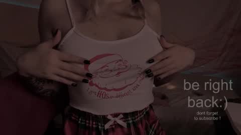 Lana online show from December 20, 2025, 9:44 pm