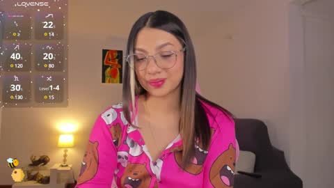 Paulina  online show from March 3, 2025, 6:26 am