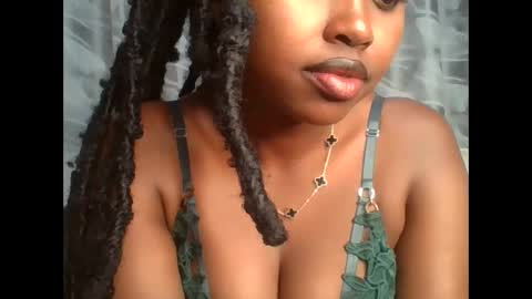 h_o_t_goddess online show from December 13, 2024, 9:02 am