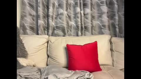 h_o_t_goddess online show from November 14, 2025, 1:54 pm