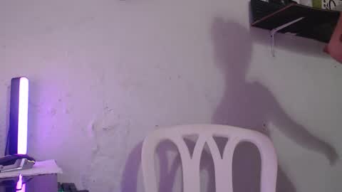 hadesmit1 online show from February 25, 2026, 2:32 am