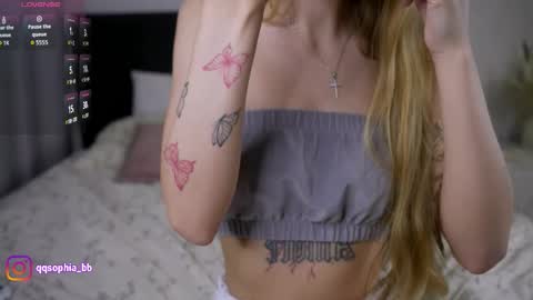 Hi Im Rebecca Glad to see you in my room  PVT is open online show from November 29, 2025, 1:08 am