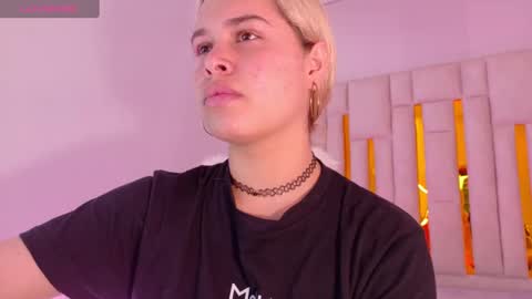 Haely online show from November 17, 2025, 7:08 pm