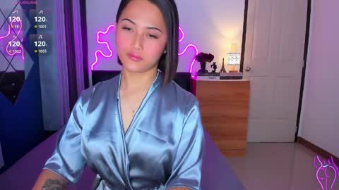 Snapshot of hailee_delevinge chatting on April 8, 2026, 11:48 pm eurasian girl andrea online show from April 8, 2026, 11:48 pm