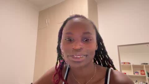 hailey_26 online show from November 9, 2025, 3:32 pm