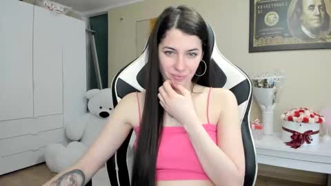 Snapshot of hailey_beauty chatting on December 26, 2024, 9:47 pm Sk     pe     Anya388109 online show from December 26, 2024, 9:47 pm