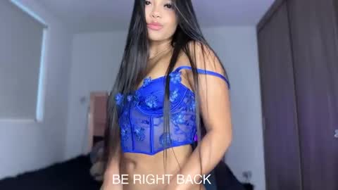 Snapshot of hailey_florez chatting on October 27, 2025, 2:21 pm hailey online show from October 27, 2025, 2:21 pm