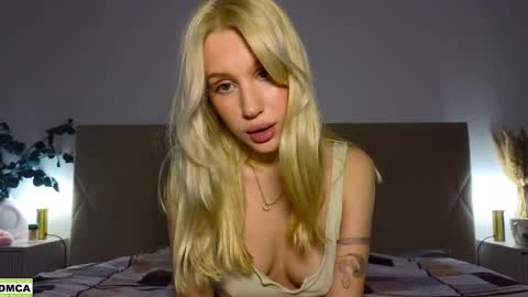 Snapshot of hailey_would chatting on May 21, 2026, 10:28 pm hailey_would online show from May 21, 2026, 10:28 pm