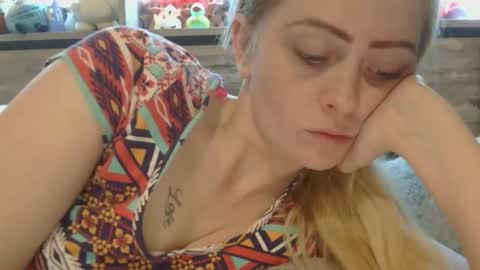 Hailey and d online show from February 10, 2026, 1:53 am