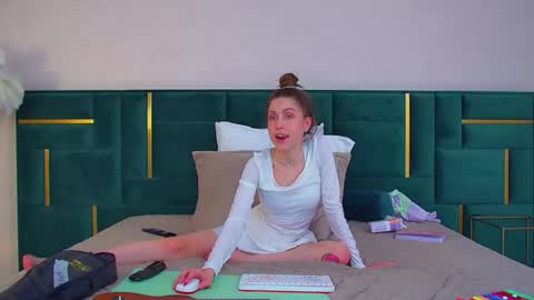 Hailey online show from July 14, 2026, 10:32 am