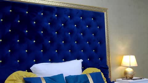 Hailey online show from January 10, 2025, 4:33 am