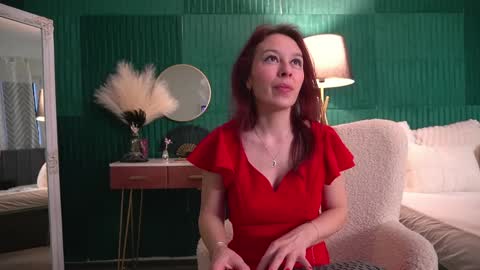 Hailey online show from March 27, 2026, 4:18 am