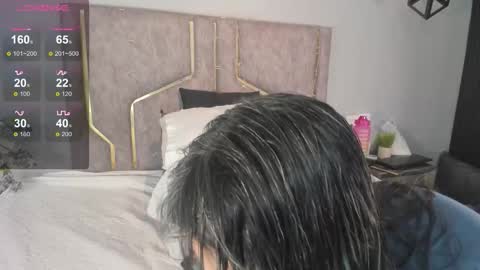 haileystonei online show from November 19, 2025, 11:32 am