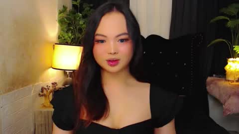 haily online show from October 24, 2025, 3:03 am