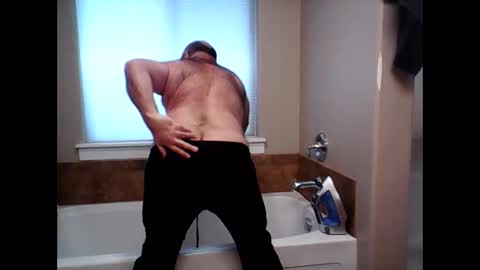 hairydaddreams online show from November 17, 2025, 8:14 pm