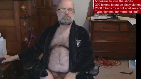 HairyDaddyBear69 online show from June 3, 2026, 11:35 am