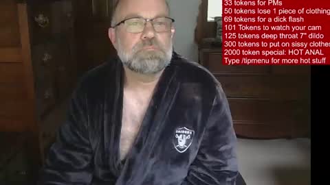 Snapshot of hairydaddybear69 chatting on June 24, 2026, 11:53 am HairyDaddyBear69 online show from June 24, 2026, 11:53 am