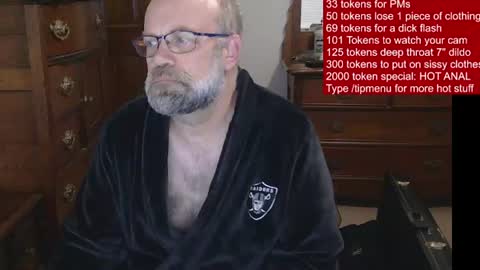 Snapshot of hairydaddybear69 chatting on June 26, 2026, 10:41 am HairyDaddyBear69 online show from June 26, 2026, 10:41 am
