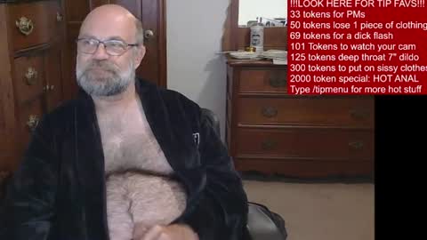 Snapshot of hairydaddybear69 chatting on July 7, 2026, 11:36 am HairyDaddyBear69 online show from July 7, 2026, 11:36 am