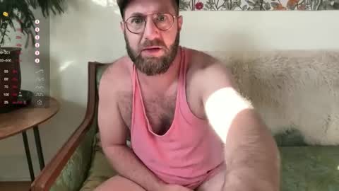 Snapshot of hairyfitguy444 chatting on November 27, 2025, 7:16 pm Harry Fit Big Bro Dad Sir online show from November 27, 2025, 7:16 pm