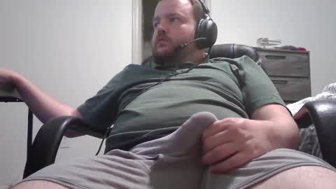 hairymikey online show from April 12, 2026, 4:28 am