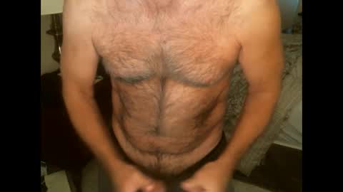 Snapshot of hairypecsguy chatting on January 26, 2025, 5:44 pm Hairy pecs online show from January 26, 2025, 5:44 pm