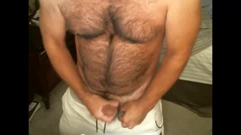 Snapshot of hairypecsguy chatting on October 26, 2025, 11:09 pm Hairy pecs online show from October 26, 2025, 11:09 pm