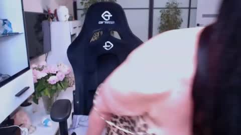 Snapshot of hairypussygranny chatting on June 12, 2026, 7:13 pm Monika online show from June 12, 2026, 7:13 pm