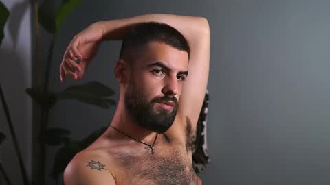 HairyRobXxX online show from September 17, 2025, 4:19 pm