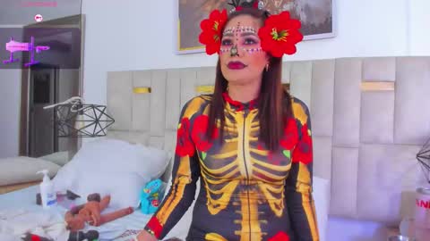 Halie  online show from November 1, 2025, 12:56 am