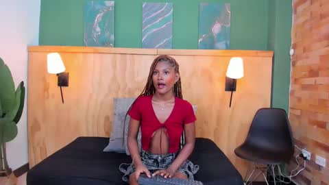 Snapshot of halleylorens chatting on September 15, 2025, 7:14 pm Halley Lorens online show from September 15, 2025, 7:14 pm