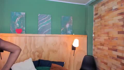 Snapshot of halleylorens chatting on October 18, 2025, 7:14 pm Halley Lorens online show from October 18, 2025, 7:14 pm