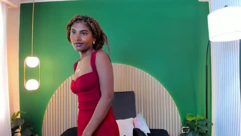 Halley Lorens online show from April 12, 2026, 12:32 pm