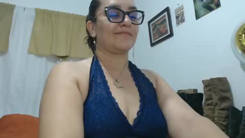 hammer9247 online show from September 18, 2025, 3:47 pm