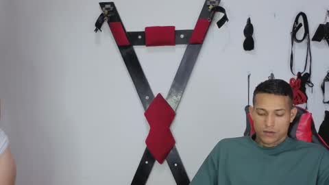 Hana and Zeta online show from April 18, 2026, 7:07 pm