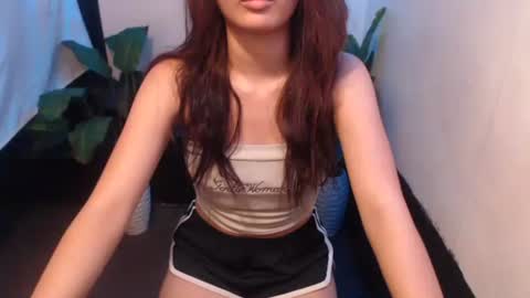 hana_soojin online show from October 5, 2025, 2:15 pm