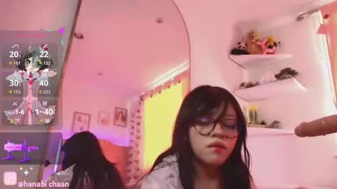   online show from October 27, 2025, 12:42 pm