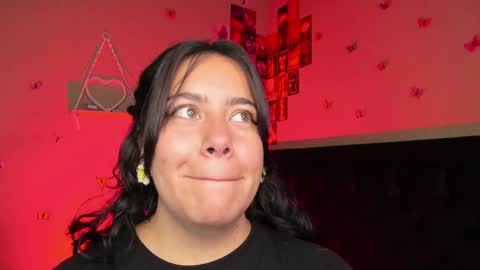 Snapshot of hanah_bakeer chatting on May 4, 2026, 2:35 pm Hanah Montana Independent model online show from May 4, 2026, 2:35 pm