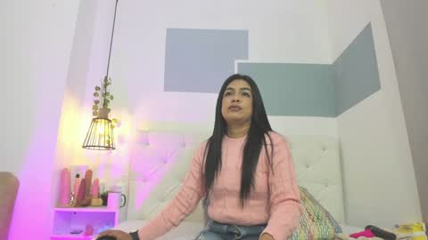 hanah_gray online show from January 23, 2025, 11:04 am