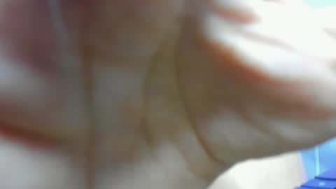 Snapshot of hanah_line chatting on May 18, 2026, 12:33 pm Hanna Lineros online show from May 18, 2026, 12:33 pm